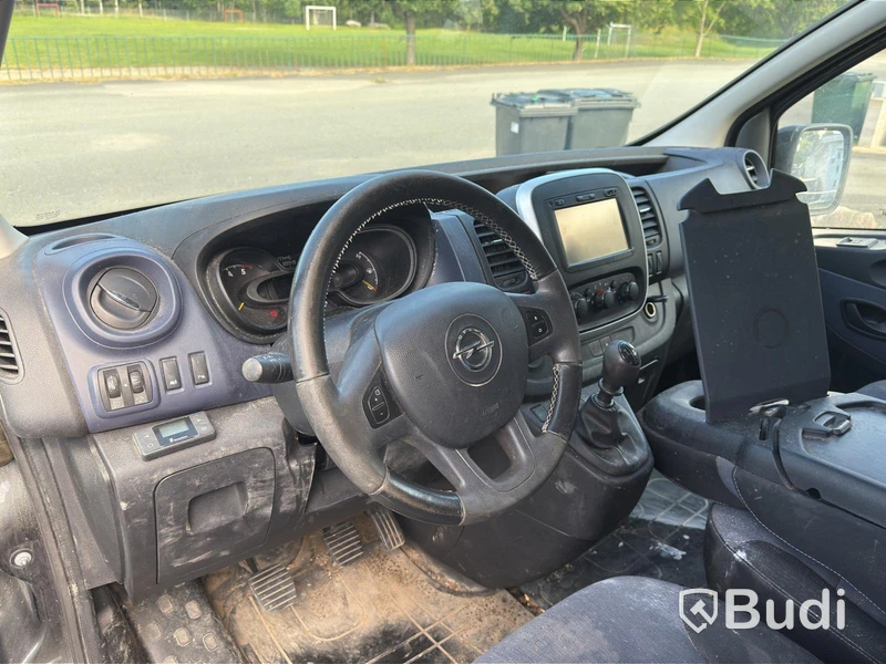 Opel Vivaro Skåpbil 2.9t 1.6 CDTI BIturbo Manuell, 120hk, 2015