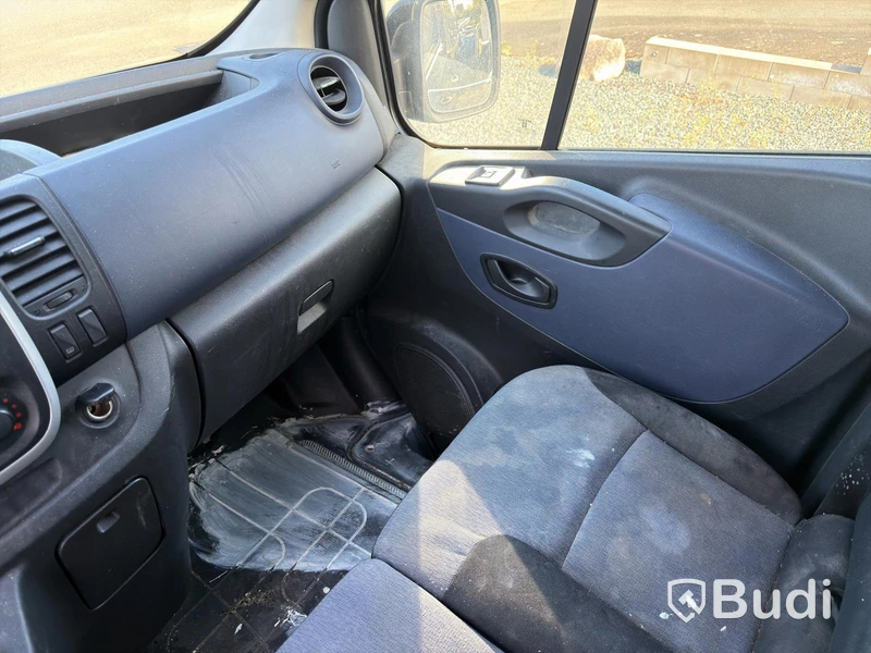 Opel Vivaro Skåpbil 2.9t 1.6 CDTI BIturbo Manuell, 120hk, 2015