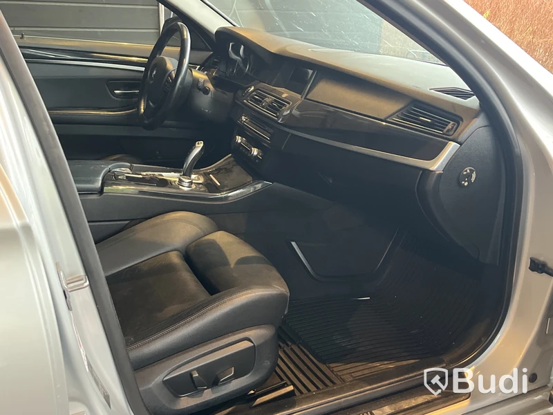 BMW 520D Touring Steptronic, 190hk -2015 | DIESEL