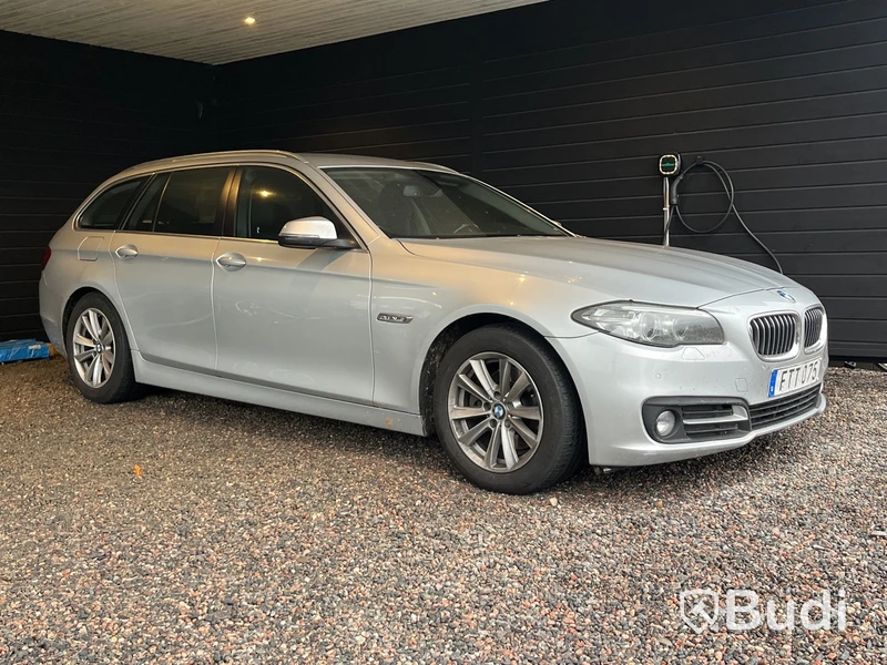 BMW 520D Touring Steptronic, 190hk -2015 | DIESEL