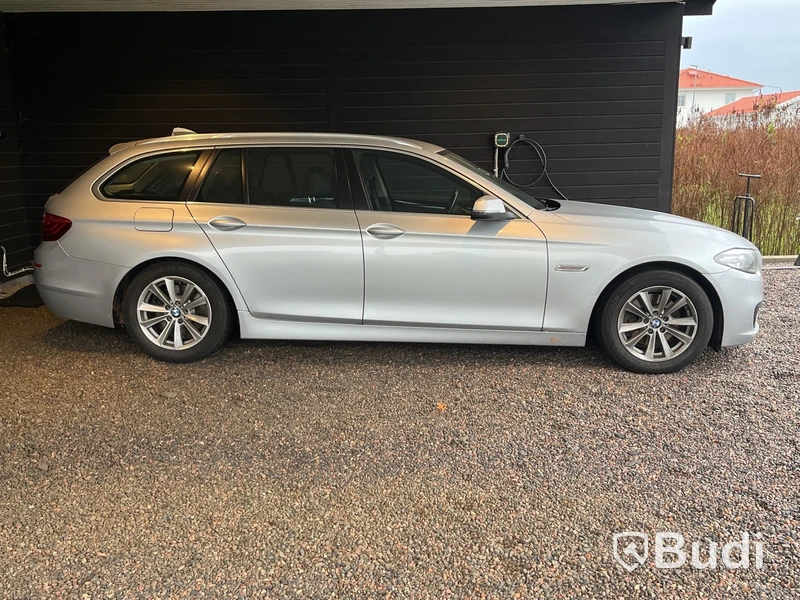BMW 520D Touring Steptronic, 190hk -2015 | DIESEL