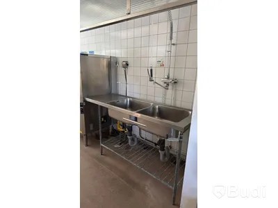 Restaurangdiskmaskin inkl. Bänkar (2013)