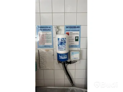 Restaurangdiskmaskin inkl. Bänkar (2013)