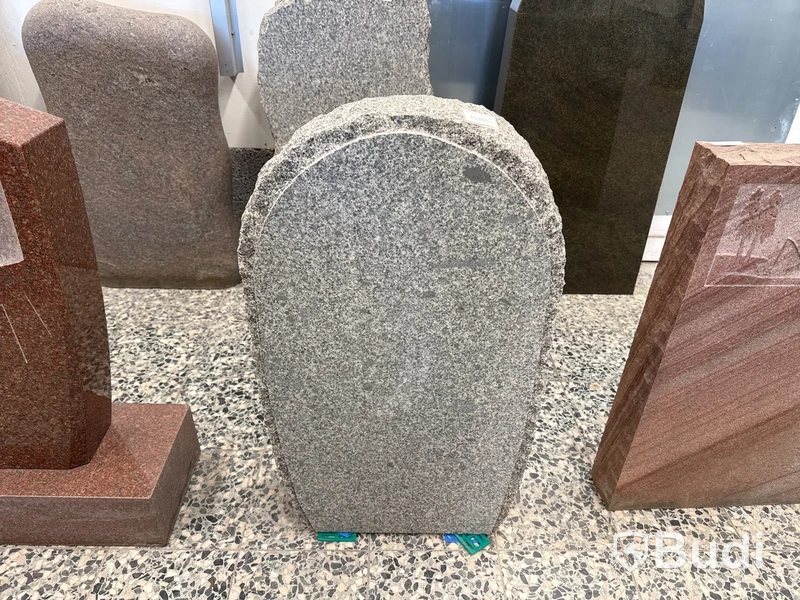 Gravsten | 47x15x84 cm