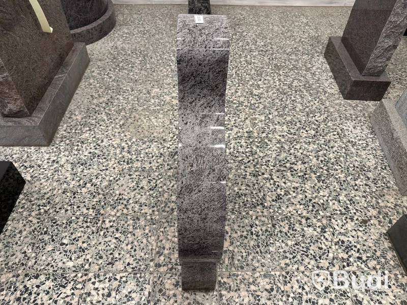 Gravsten | 70x13x85 cm