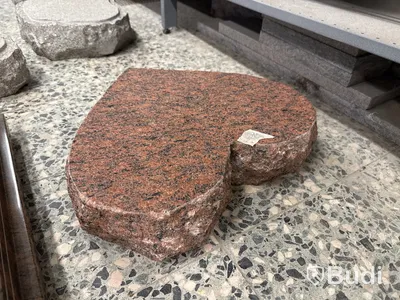 Gravsten | 42x40x9 cm