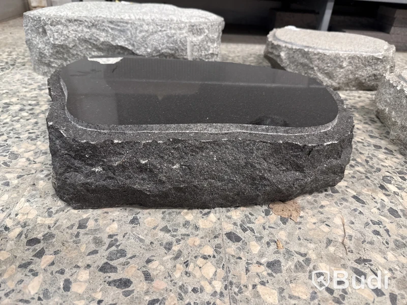 Gravsten | 48x37x10 cm