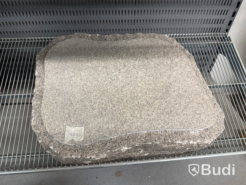 Gravsten | 44x34x10 cm