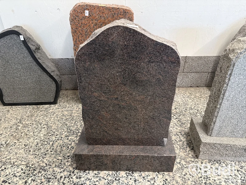 Gravsten | 50x13x87 cm