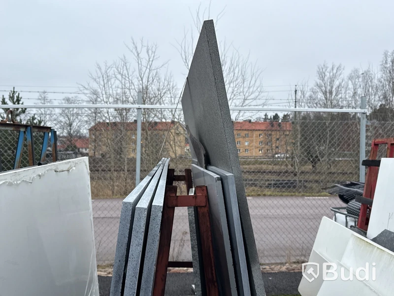 Parti bänkskivor av natursten & komposit