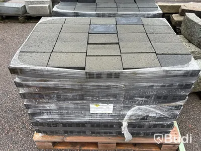 Stort parti marksten, skiffer, gatsten, gravstensmaterial etc.