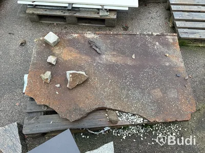 Stort parti marksten, skiffer, gatsten, gravstensmaterial etc.