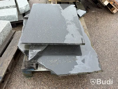 Stort parti marksten, skiffer, gatsten, gravstensmaterial etc.