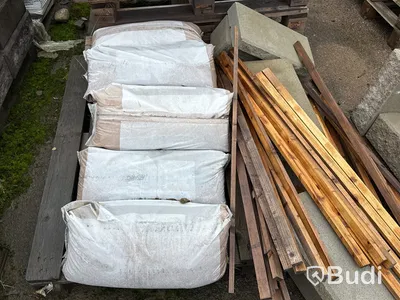 Stort parti marksten, skiffer, gatsten, gravstensmaterial etc.