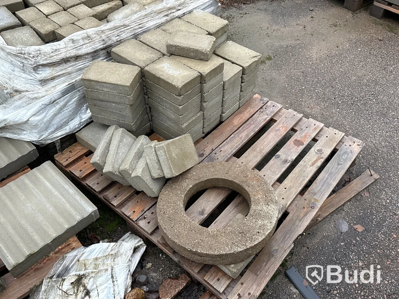 Stort parti marksten, skiffer, gatsten, gravstensmaterial etc.