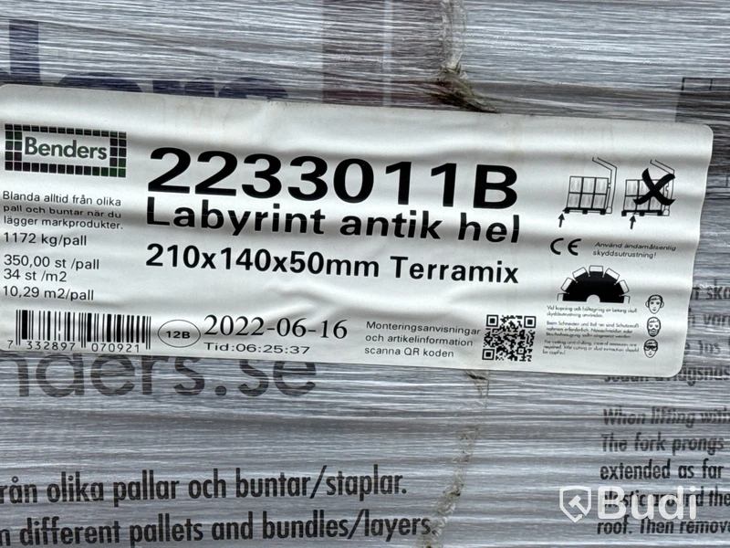 Stort parti marksten, skiffer, gatsten, gravstensmaterial etc.