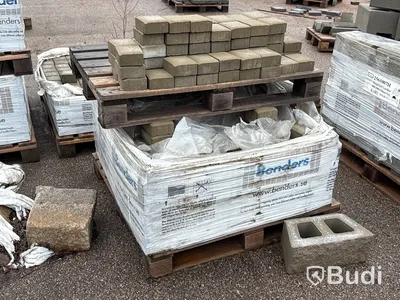 Stort parti marksten, skiffer, gatsten, gravstensmaterial etc.