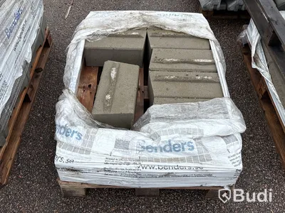 Stort parti marksten, skiffer, gatsten, gravstensmaterial etc.