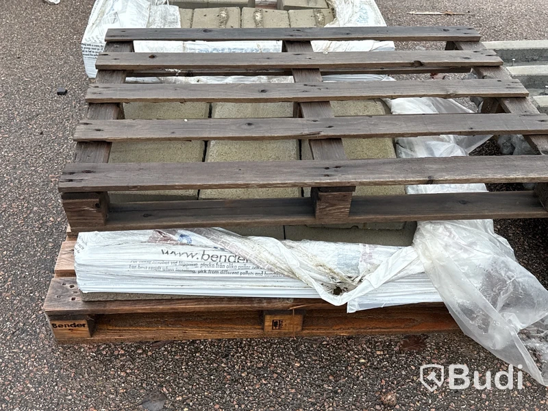 Stort parti marksten, skiffer, gatsten, gravstensmaterial etc.