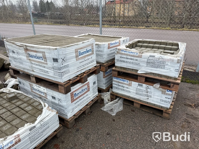 Stort parti marksten, skiffer, gatsten, gravstensmaterial etc.