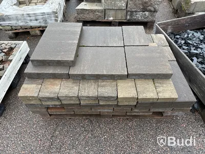 Stort parti marksten, skiffer, gatsten, gravstensmaterial etc.