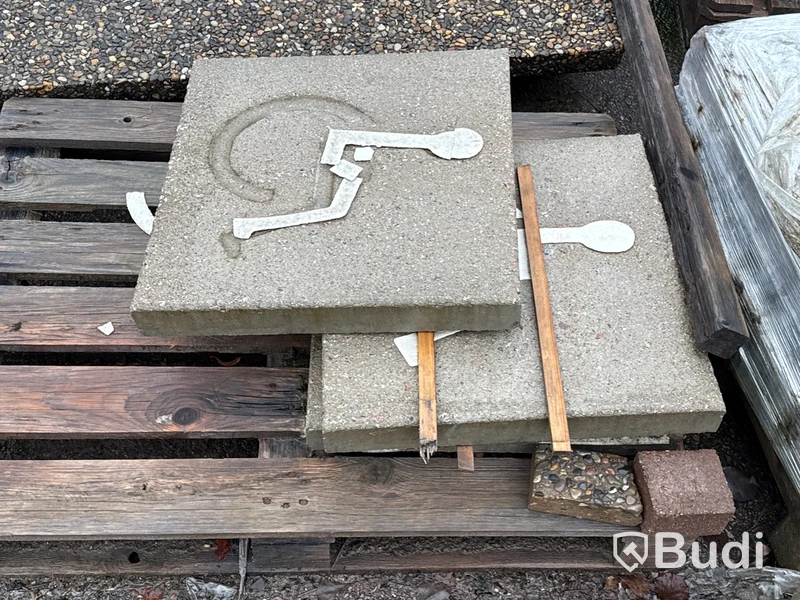 Stort parti marksten, skiffer, gatsten, gravstensmaterial etc.