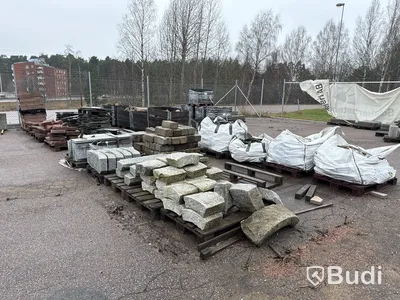 Stort parti marksten, skiffer, gatsten, gravstensmaterial etc.