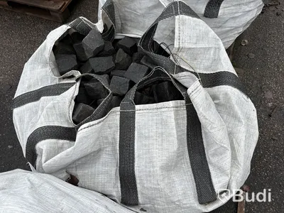 Stort parti marksten, skiffer, gatsten, gravstensmaterial etc.