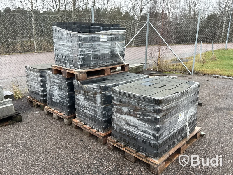 Stort parti marksten, skiffer, gatsten, gravstensmaterial etc.