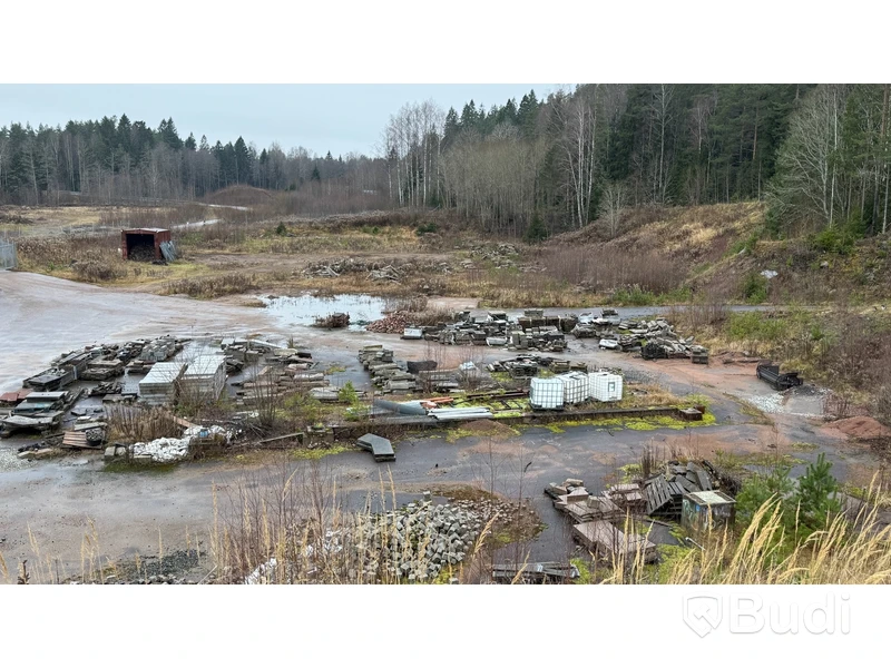 Stort parti marksten, natursten, gatusten & råmaterial till gravstenar