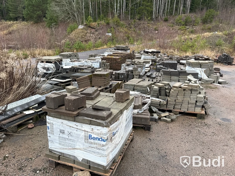 Stort parti marksten, natursten, gatusten & råmaterial till gravstenar
