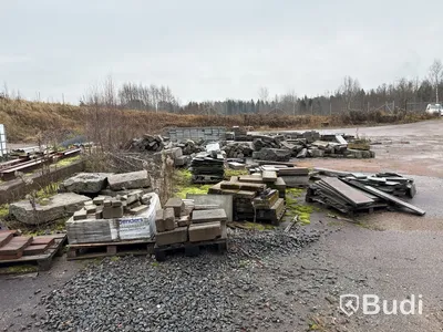 Stort parti marksten, natursten, gatusten & råmaterial till gravstenar