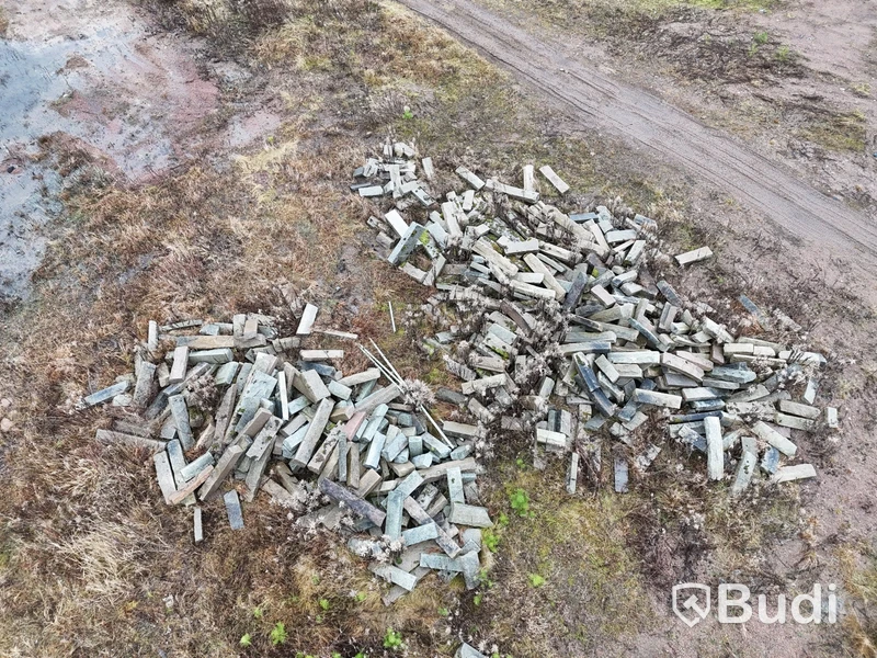 Stort parti marksten, natursten, gatusten & råmaterial till gravstenar