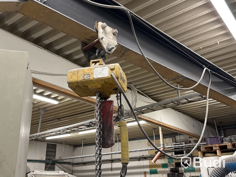 Pelarsvängkran med kättingtelfer Unilift | 1000 kg