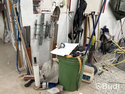Parti handverktyg och redskap
