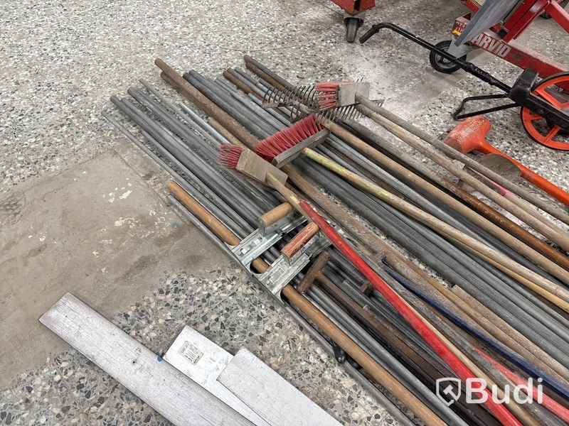 Parti handverktyg och redskap