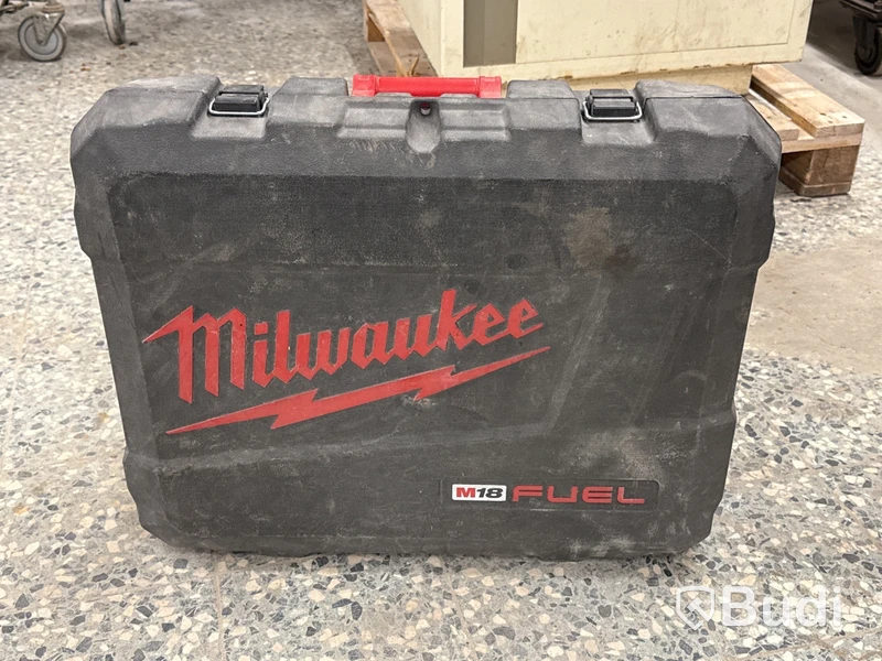 Batteridriven borrhammare Milwaukee M18 FHM