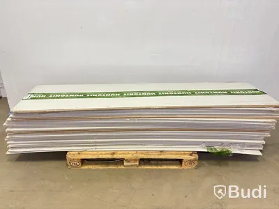 PARTI MED VÄGGPANEL HUNTONIT SKYGGE FROST 11X620X2390 MM