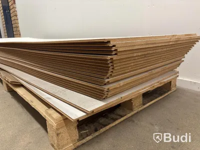 Parti med paneler, 2500x600x10 mm