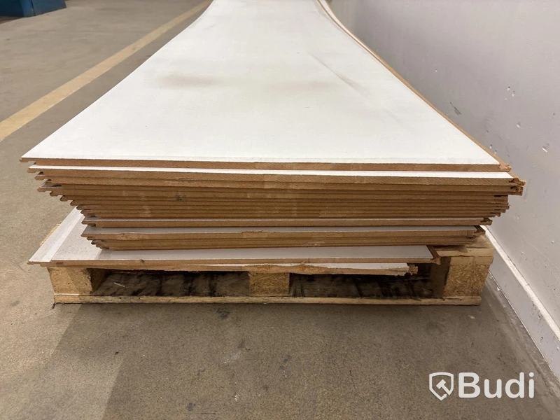 Parti med paneler, 2500x600x10 mm