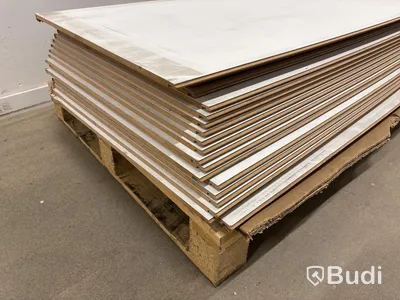 Parti med paneler, 2500x600x10 mm