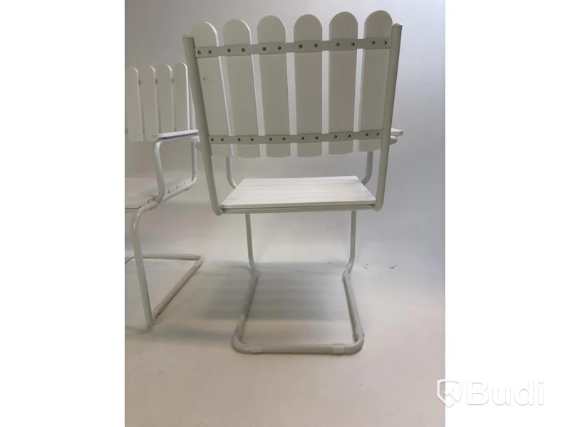 MATGRUPP SUNFUN VARBERG BORD INKL. 4 ST. STAPELSTOLAR VIT
