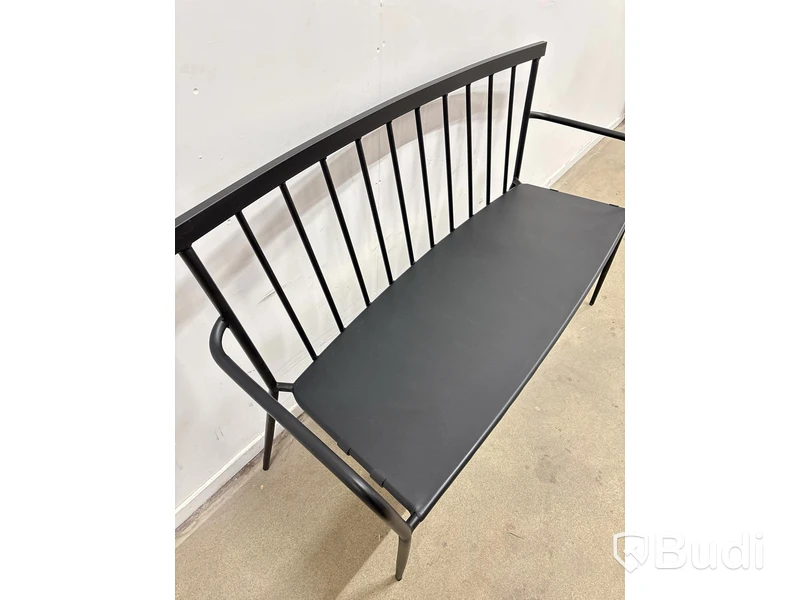 SOFFA SUNFUN SARA METALL SVART