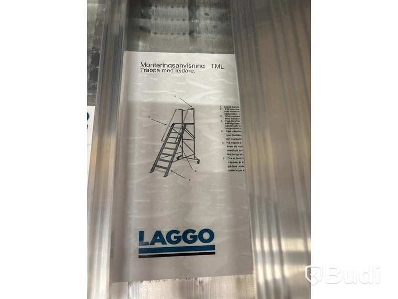TRAPPA LAGGO MED LEJD 8-STEG 1,6M
