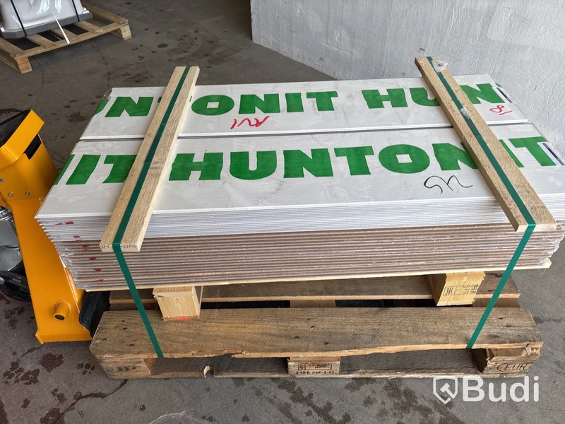ca 16,12 kvm TAKPANEL HUNTONIT SYMFONI 0500-N 11X300X1220MM
