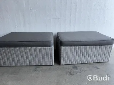 2 Footstools
