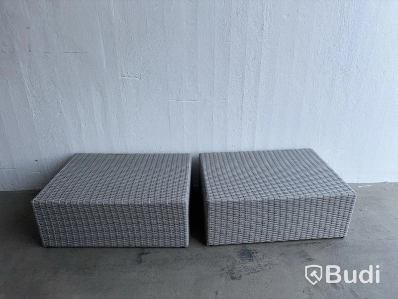 2 Footstools
