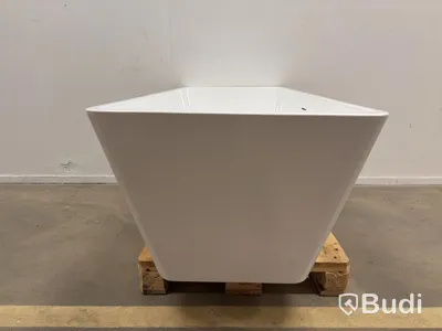 (NEW) Bathtub