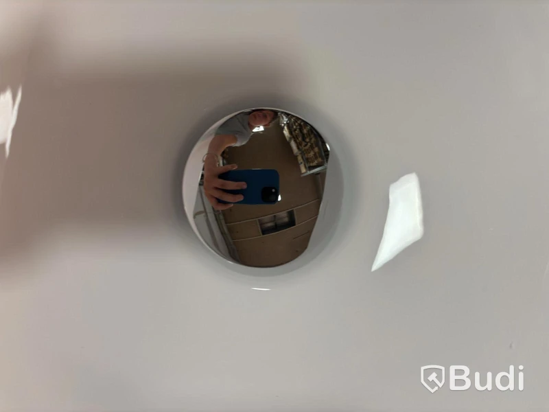 (NEW) Bathtub