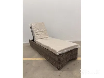 Sun lounger